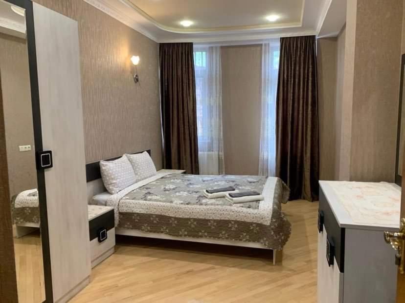 Tea'S Condo In The Heart Of Tbilisi Zewnętrze zdjęcie